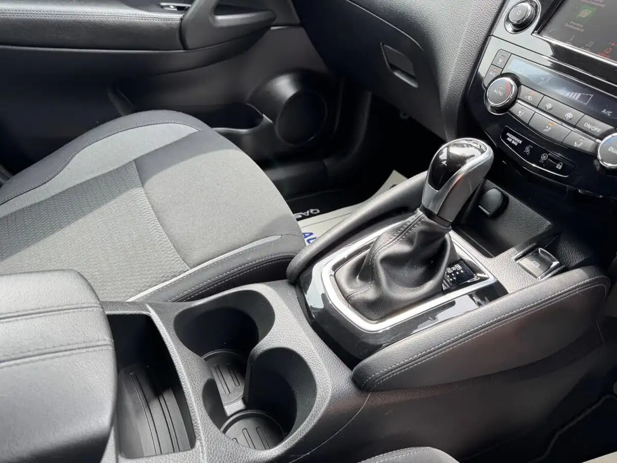2020-nissan-qashqai-13-dig-t-acenta-premium-160ps-dct-big-27