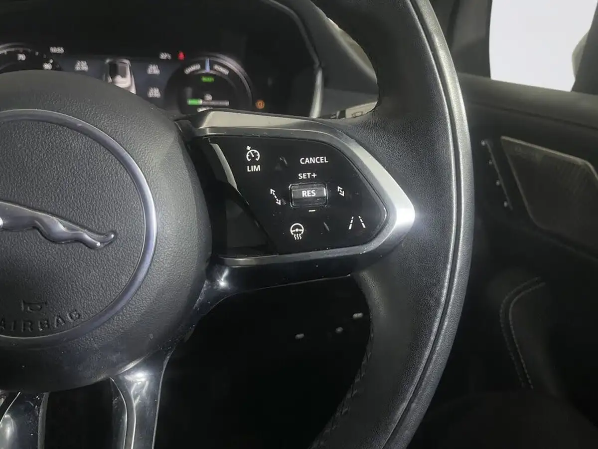 2020-jaguar-i-pace-ev400-hse-big-17