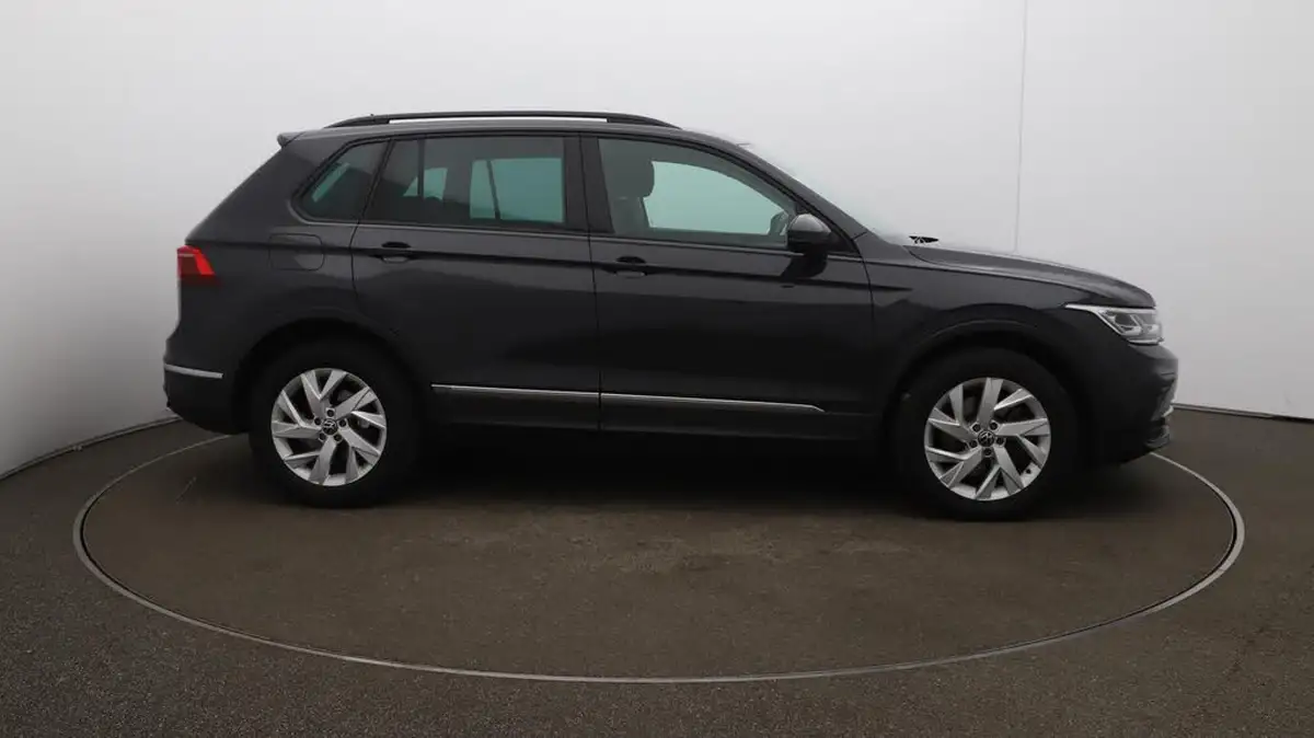 2022-volkswagen-tiguan-14-tsi-life-big-49
