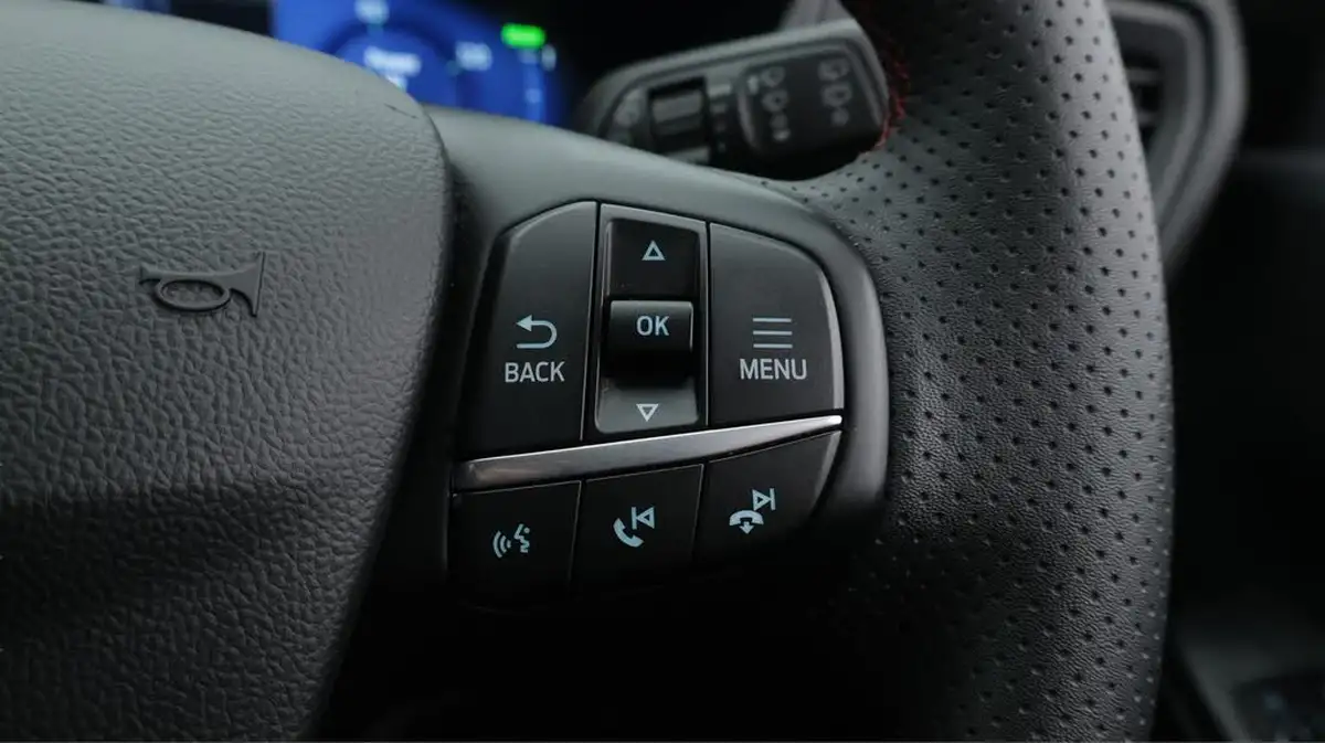 2023-ford-kuga-25t-st-line-x-edition-190ps-fhev-big-26