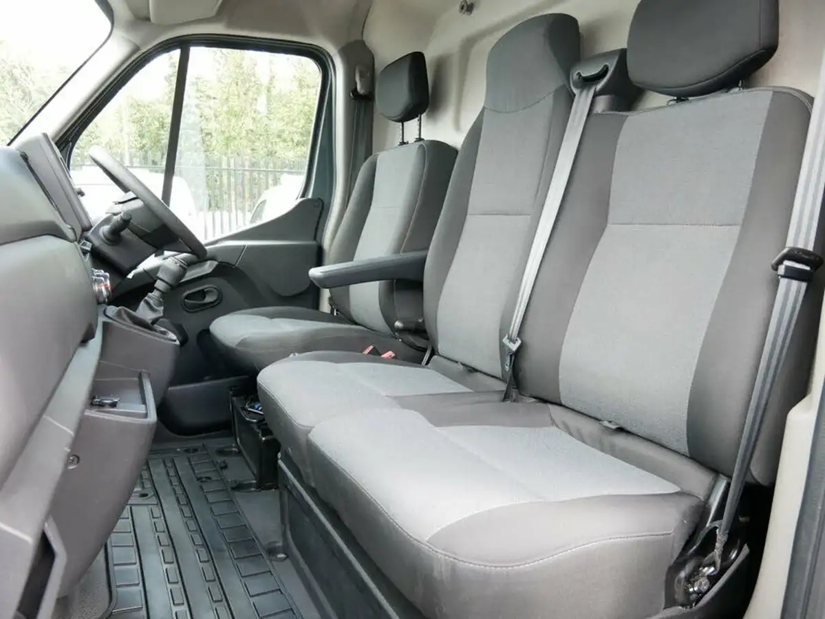 2023-nissan-interstar-23dci-f35-l3h3-tekna-135pseu6d-big-3