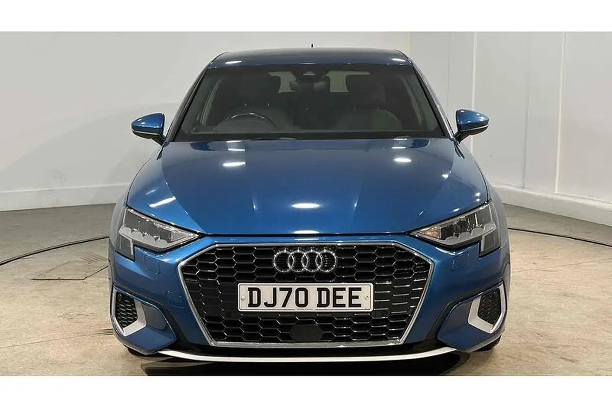 2020-audi-a3-15-35-tfsi-sportback-5d-1498cc-big-4