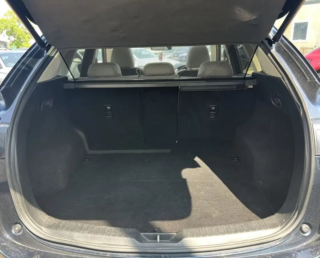 2018-mazda-cx-5-20-sport-nav-big-10