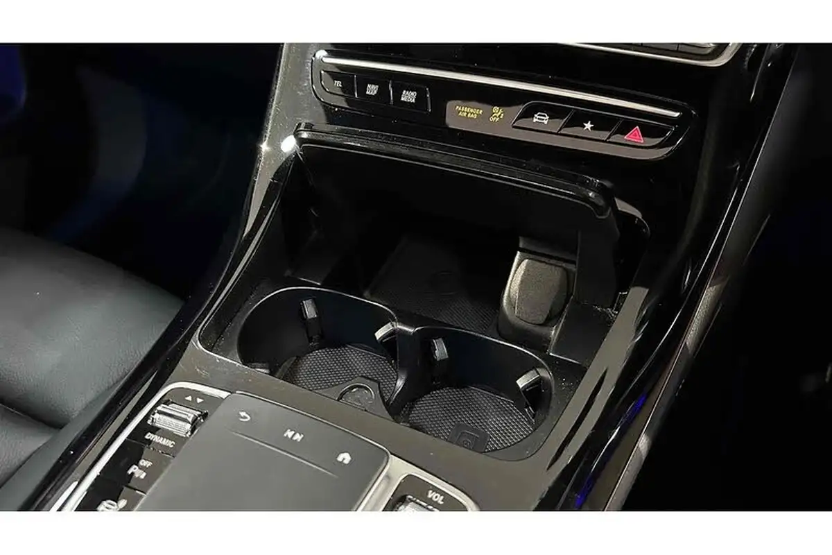 2022-mercedes-benz-eqc-e-eqc-400-amg-line-premium-plus-big-53
