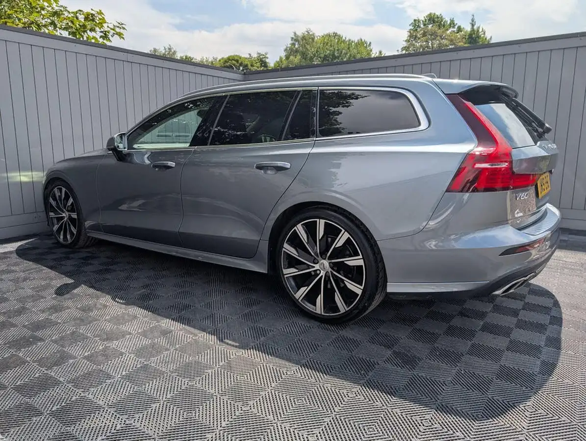 2019-volvo-v60-20td-d4-inscription-geartronic-big-46