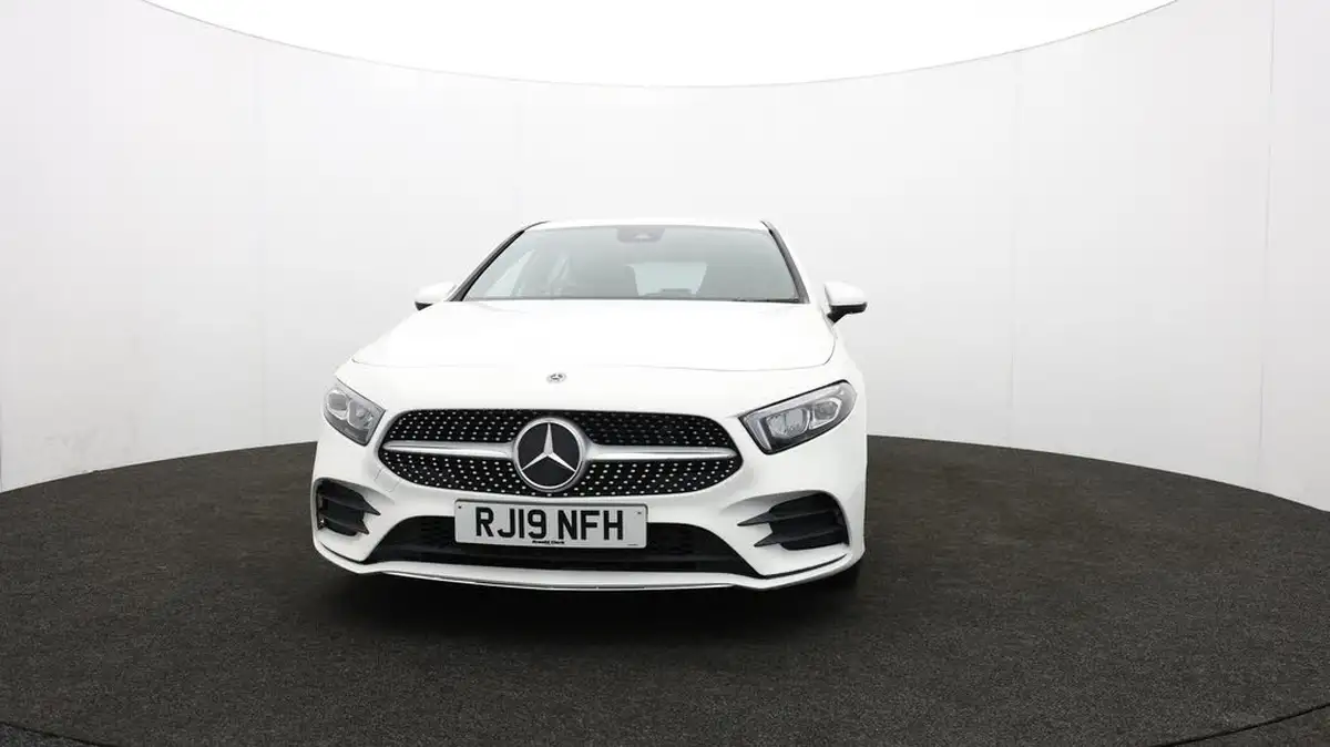 2019-mercedes-benz-a-class-20-a220-amg-line-hatchback-5d-big-58