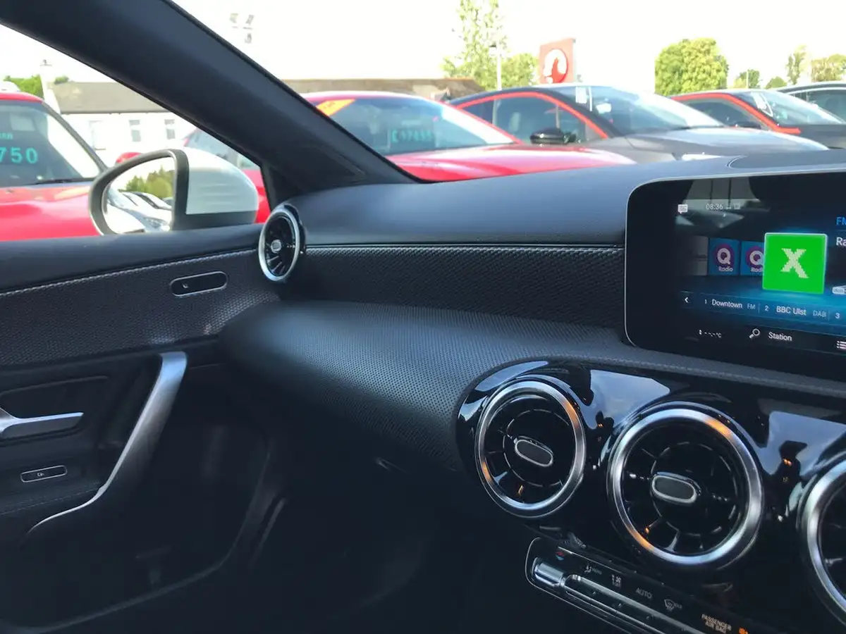2020-mercedes-benz-a-class-13-a200-sport-executive-hatchback-5d-big-21