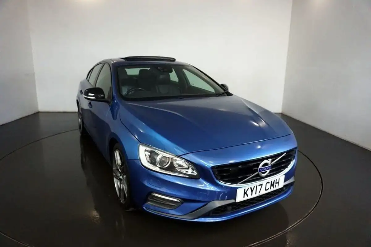 2017-volvo-s60-20td-d4-r-design-lux-geartronic-big-12