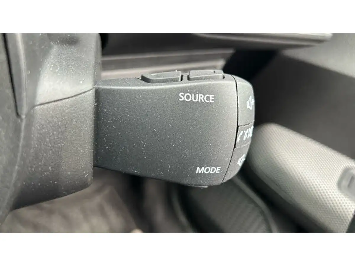 2021-dacia-sandero-10-tce-comfort-90bhp-big-24