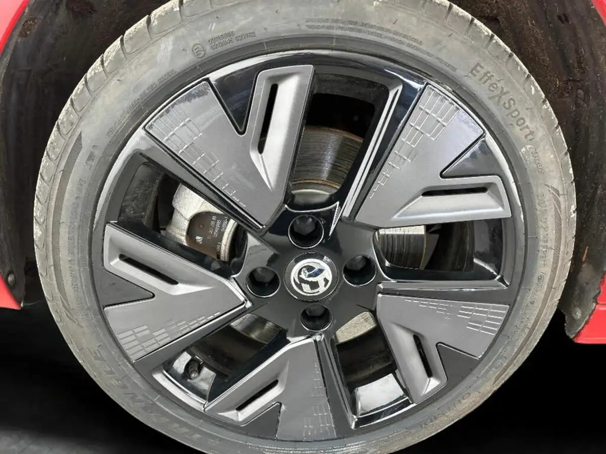 2023-vauxhall-corsa-e-anniversary-edition-electric-big-11