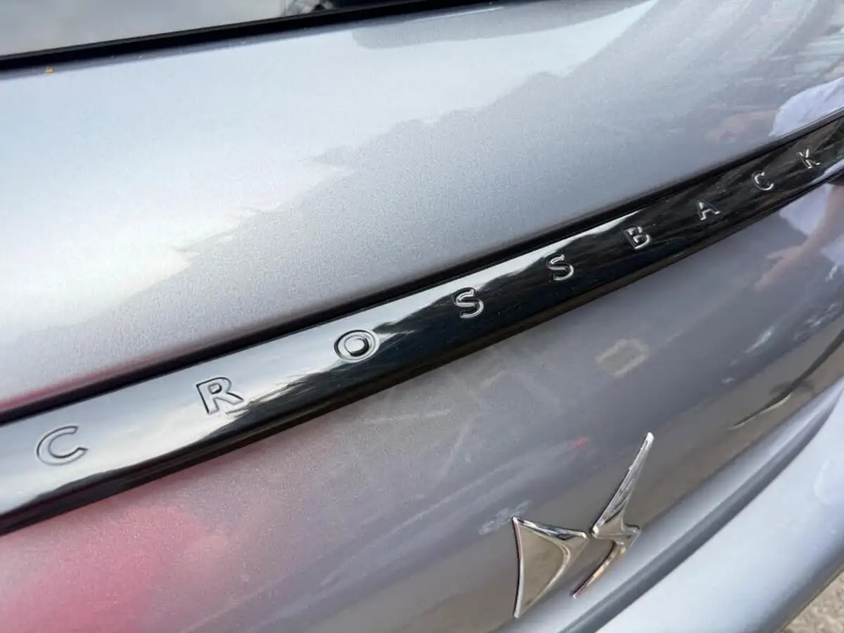 2019-ds-ds-3-crossback-12-puretech-performance-line-155ps-eat8-big-20