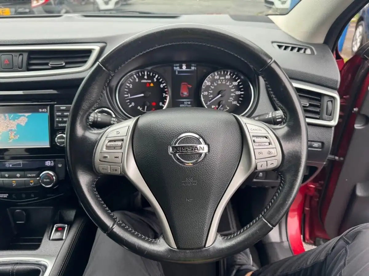 2015-nissan-qashqai-12-n-tec-big-12