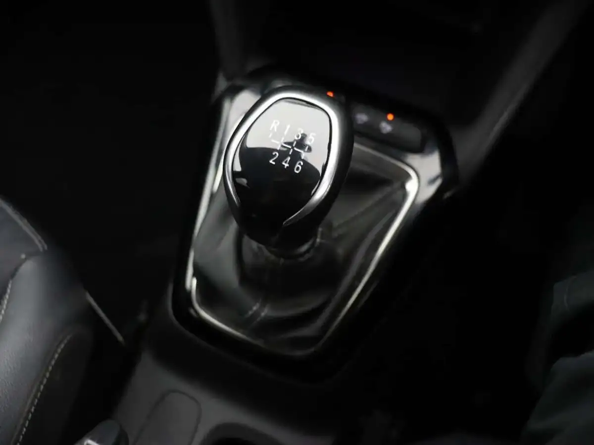 2021-vauxhall-corsa-15-turbo-d-elite-edition-big-31