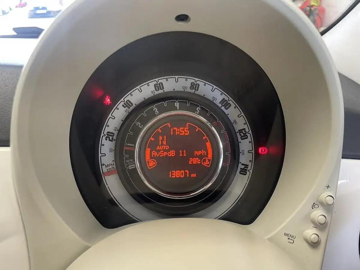 2015-fiat-500-12-lounge-ss-dualogic-big-17