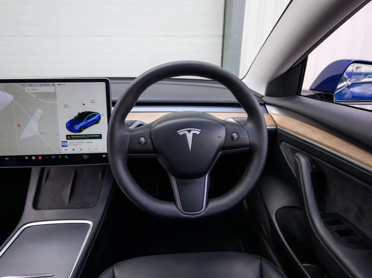 2021-tesla-model-3-e-standard-plus-big-27