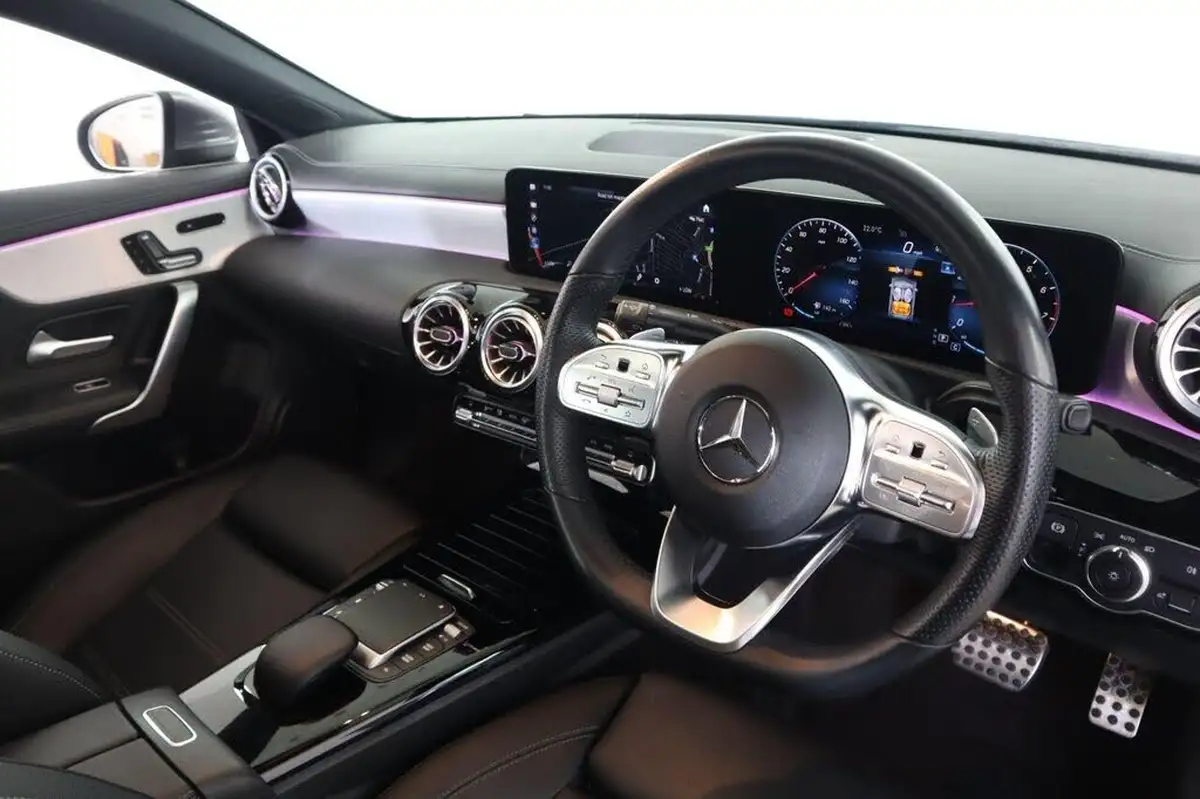 2021-mercedes-benz-cla-13-cla-200-amg-line-premium-plus-coupe-4d-big-11