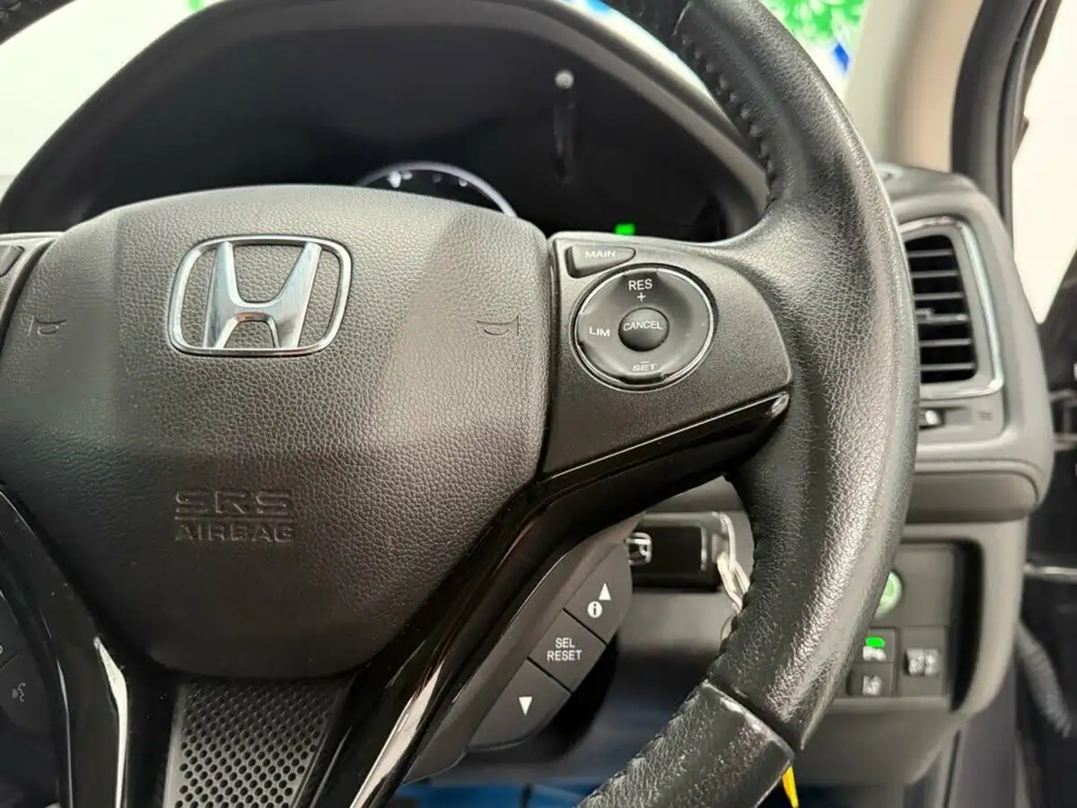 2017-honda-hr-v-15-i-vtec-se-big-20