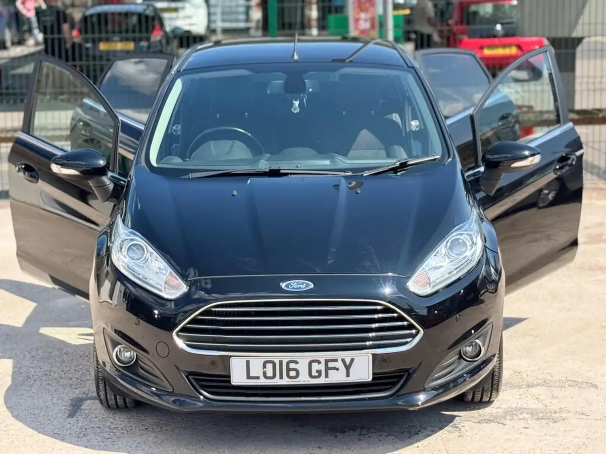2016-ford-fiesta-15tdci-titanium-econetic-5d-big-18