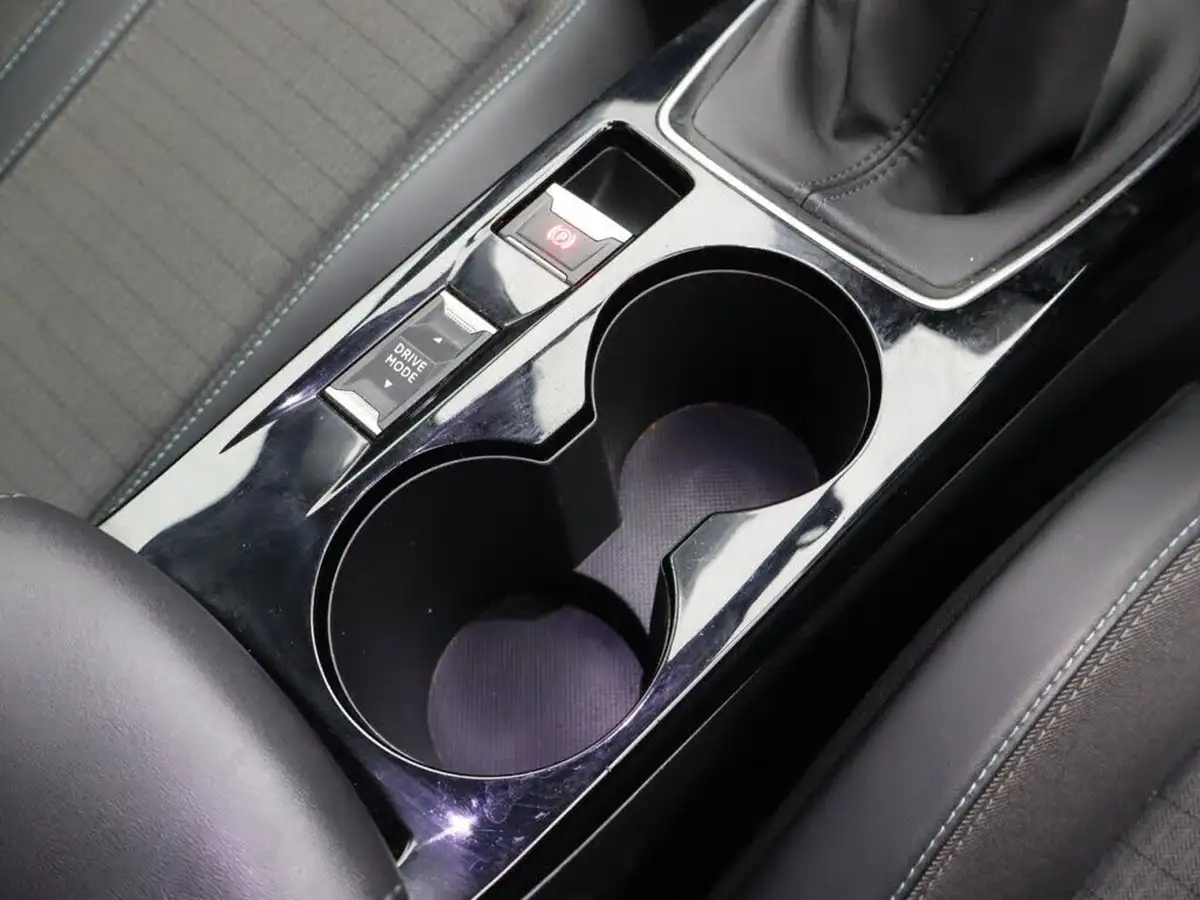 2022-peugeot-2008-suv-12-puretech-allure-premium-100bhp-big-25