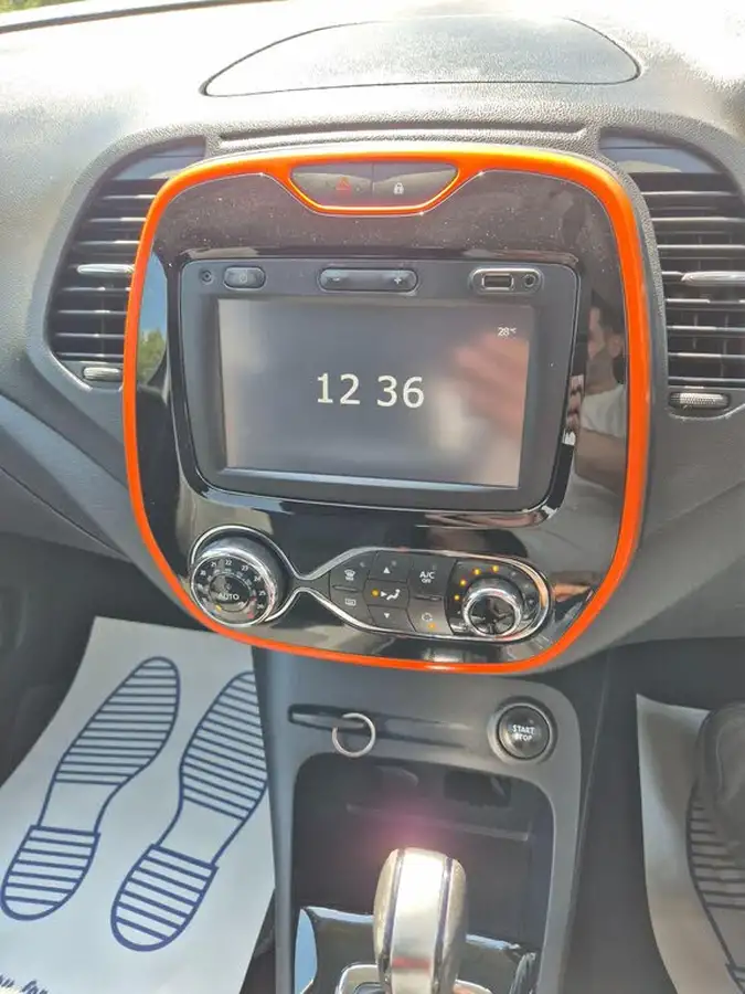 2016-renault-captur-15dci-dynamique-s-nav-90bhp-edc-auto-big-14