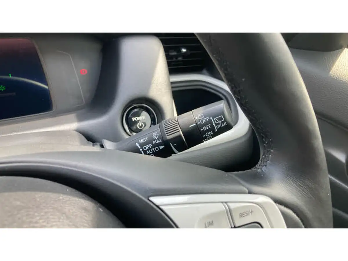 2023-honda-jazz-15-i-mmd-advance-big-23