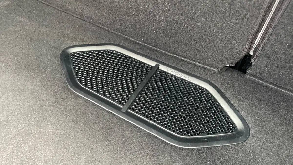 2019-ds-ds-3-crossback-12-puretech-prestige-130ps-eat8-big-26