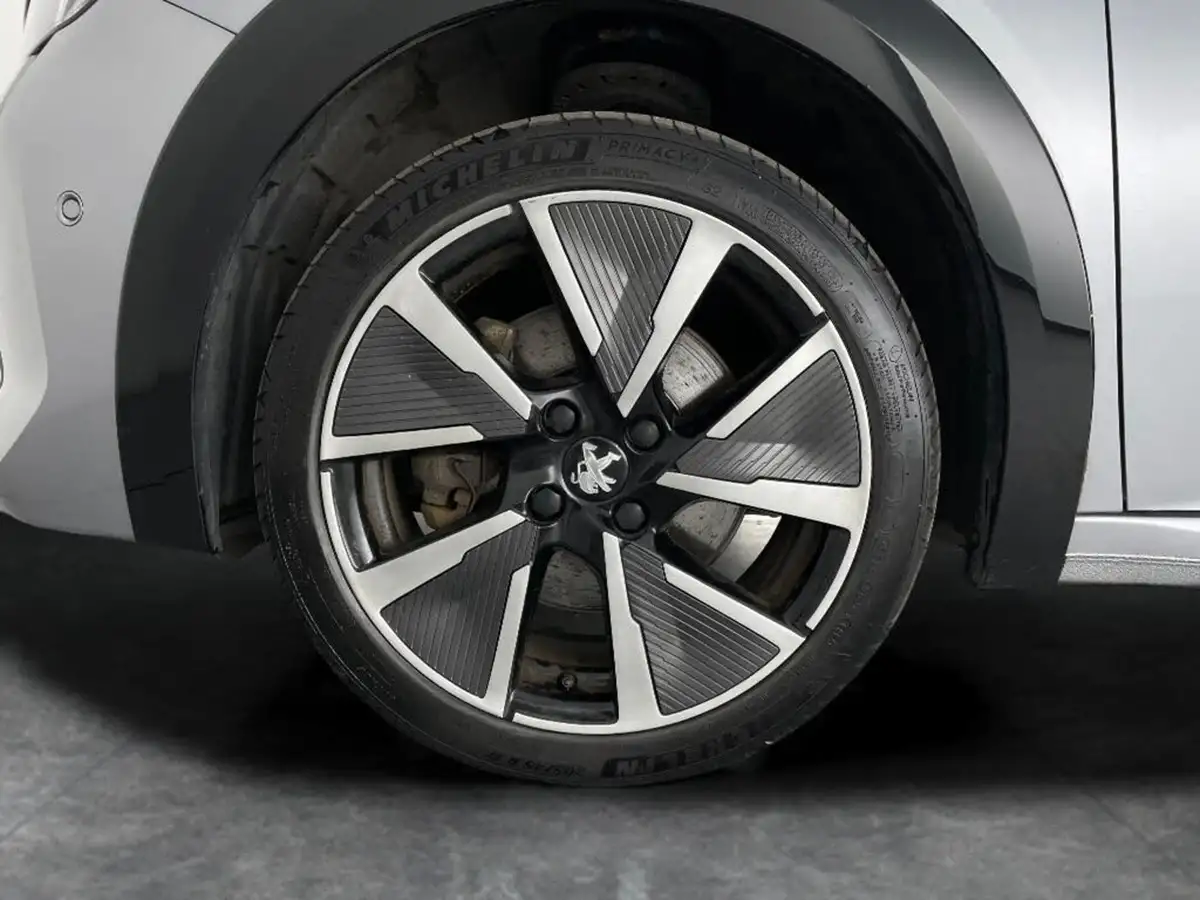 2021-peugeot-208-e-gt-premium-big-33