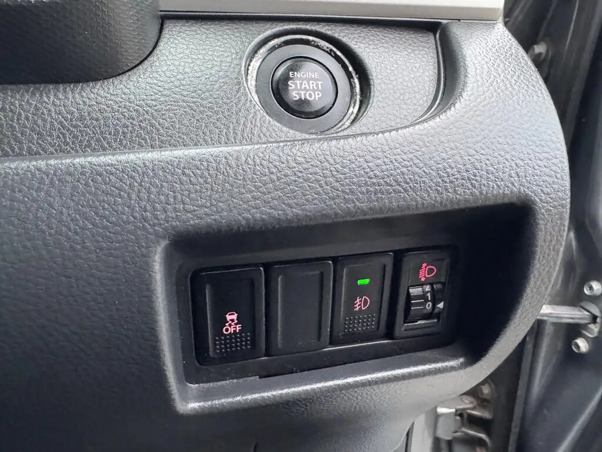 2010-suzuki-swift-12-sz4-5d-auto-big-17