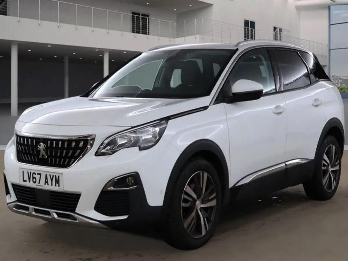 2017-peugeot-3008-suv-12-puretech-allure-big-1