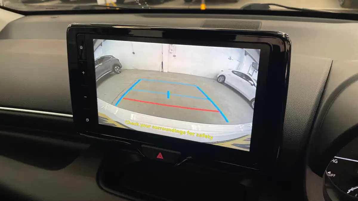 2024-mazda-mazda2-15-centre-line-big-25