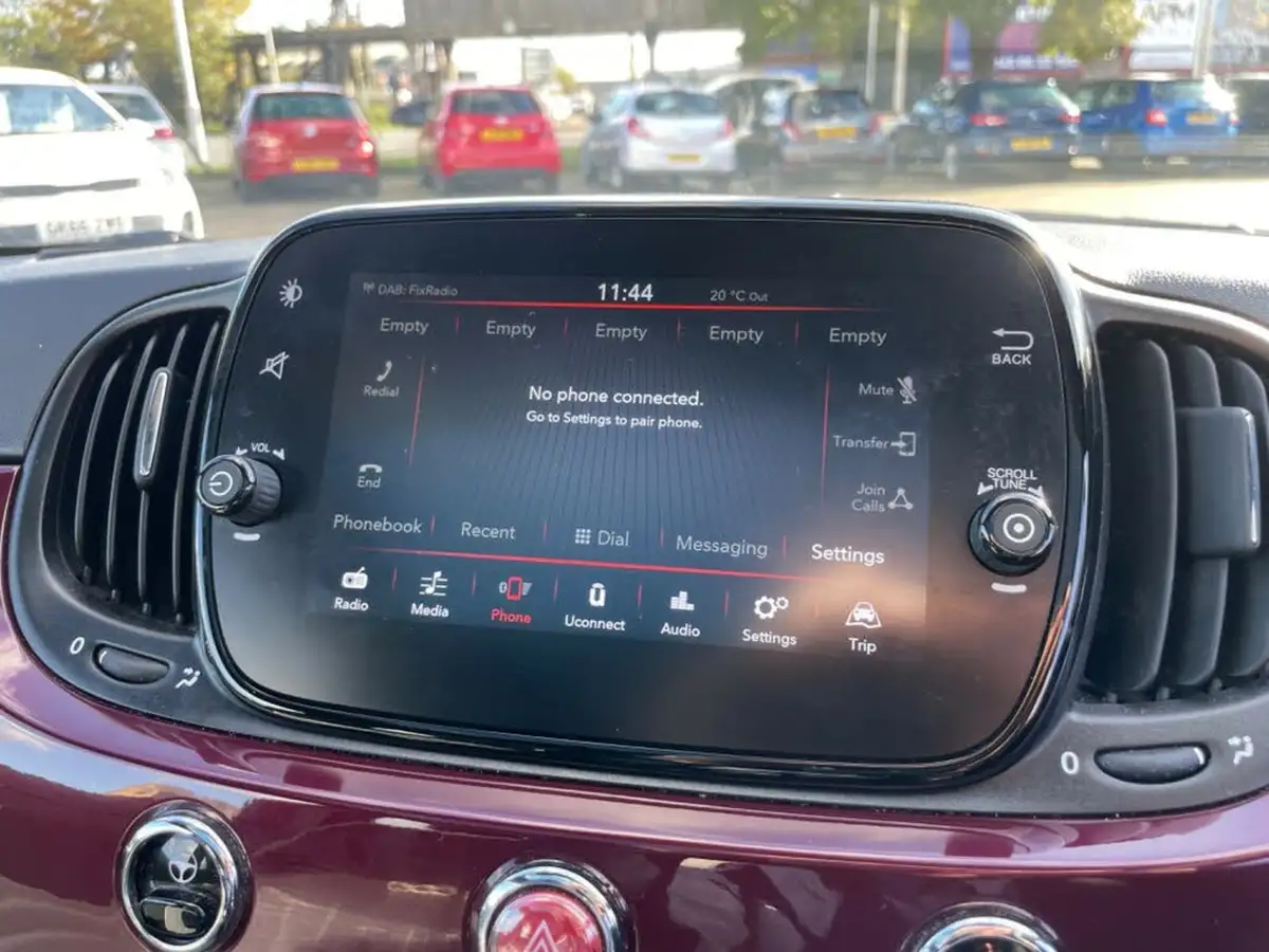 2020-fiat-500-10-lounge-big-25