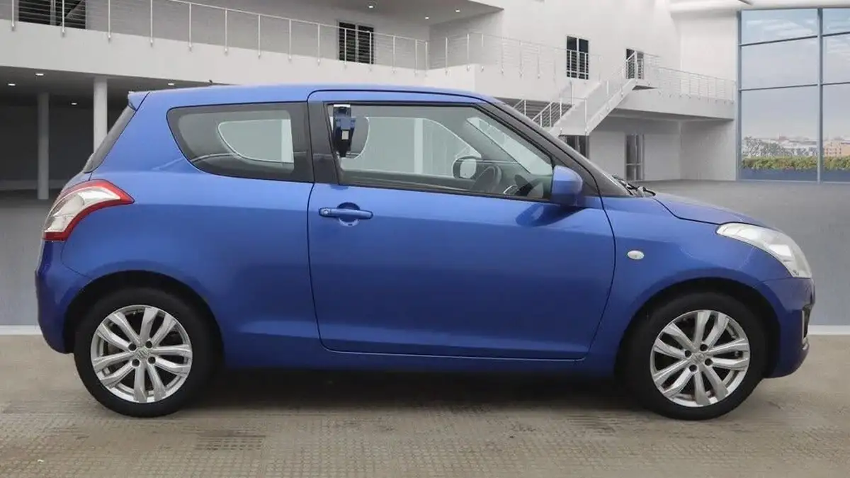 2016-suzuki-swift-12-sz3-3d-big-10