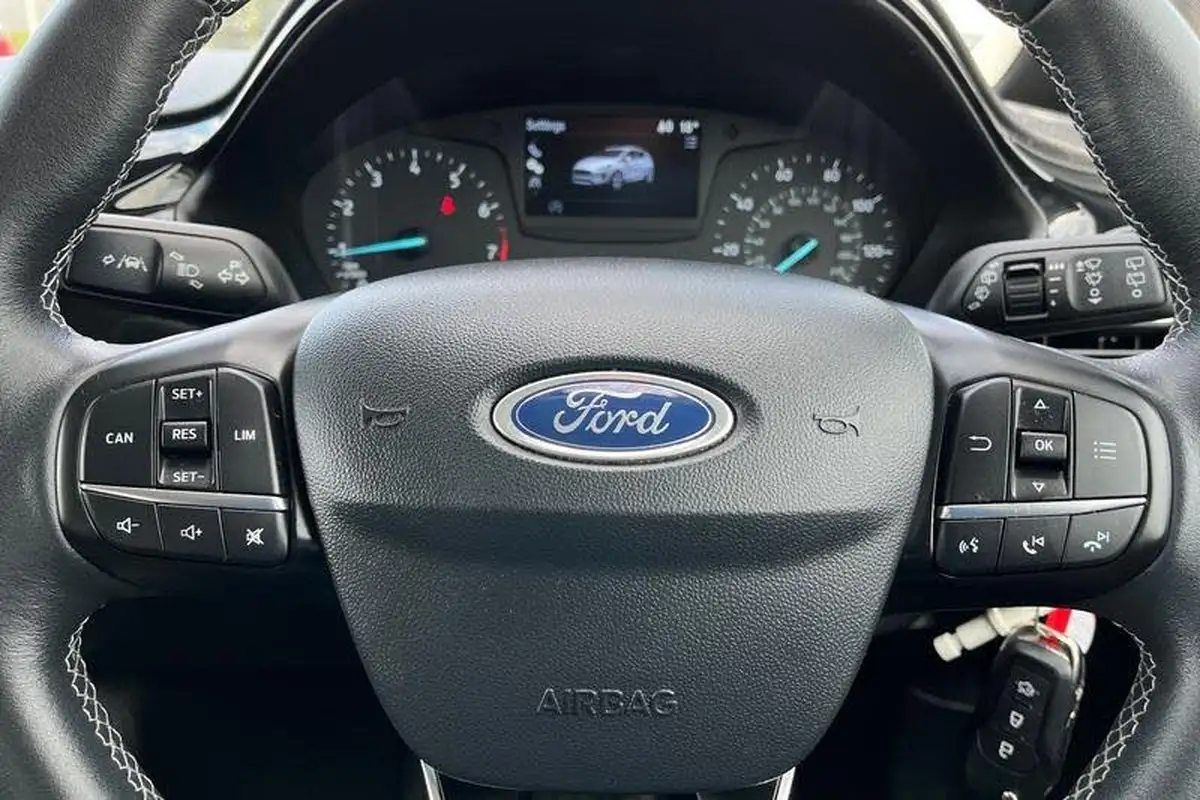 2019-ford-fiesta-10t-active-1-100ps-big-11