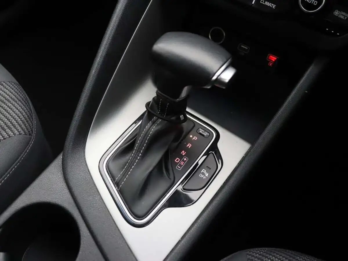 2022-kia-niro-16-gdi-2-139bhp-156kwh-big-30
