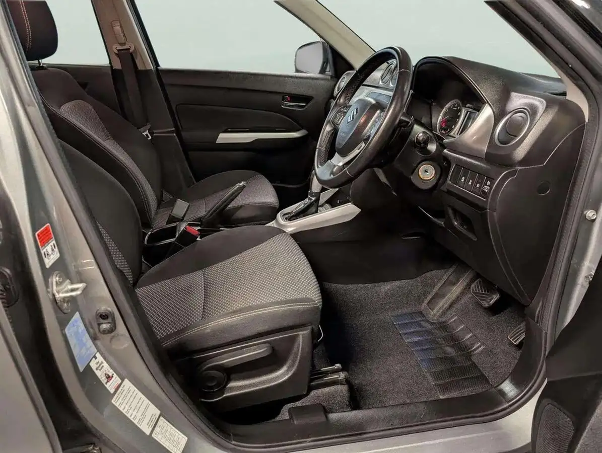 2018-suzuki-vitara-16-sz-t-auto-big-7