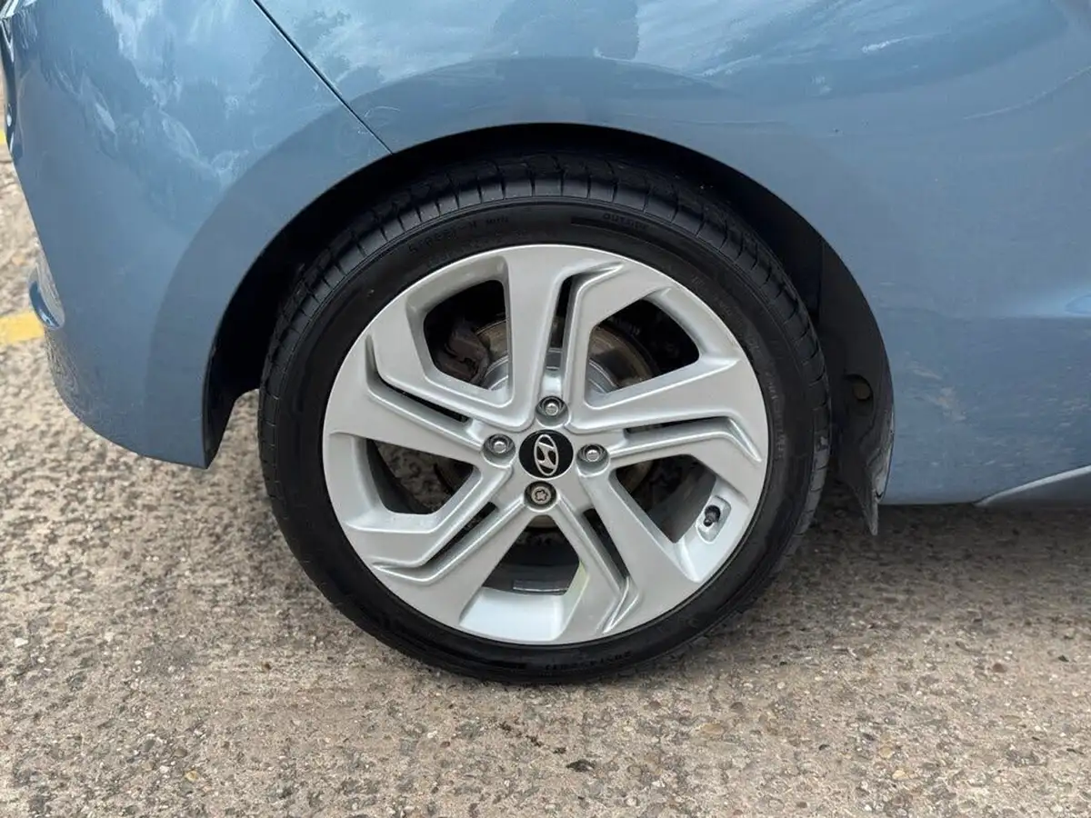 2016-hyundai-i20-12-sport-big-11