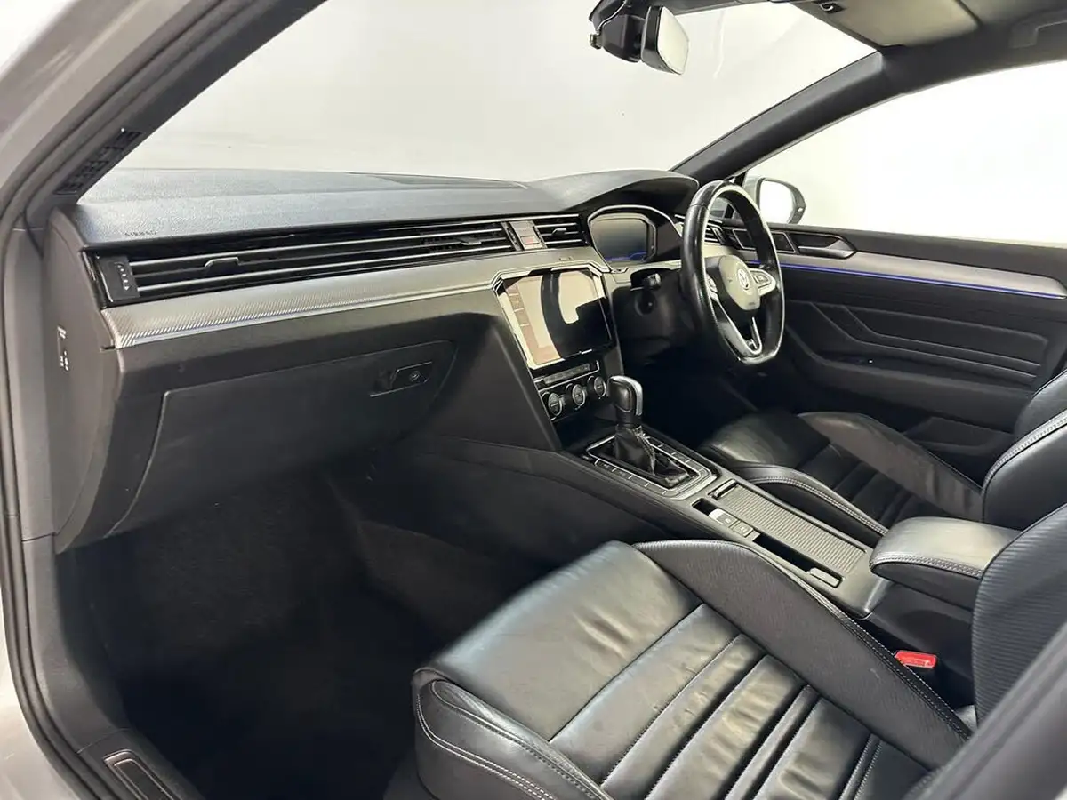 2019-volkswagen-passat-20tdi-r-line-190ps-scr-estate-5d-dsg-big-11