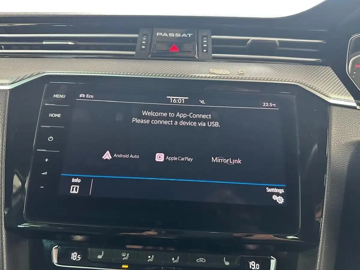 2019-volkswagen-passat-20tdi-r-line-190ps-scr-estate-5d-dsg-big-59