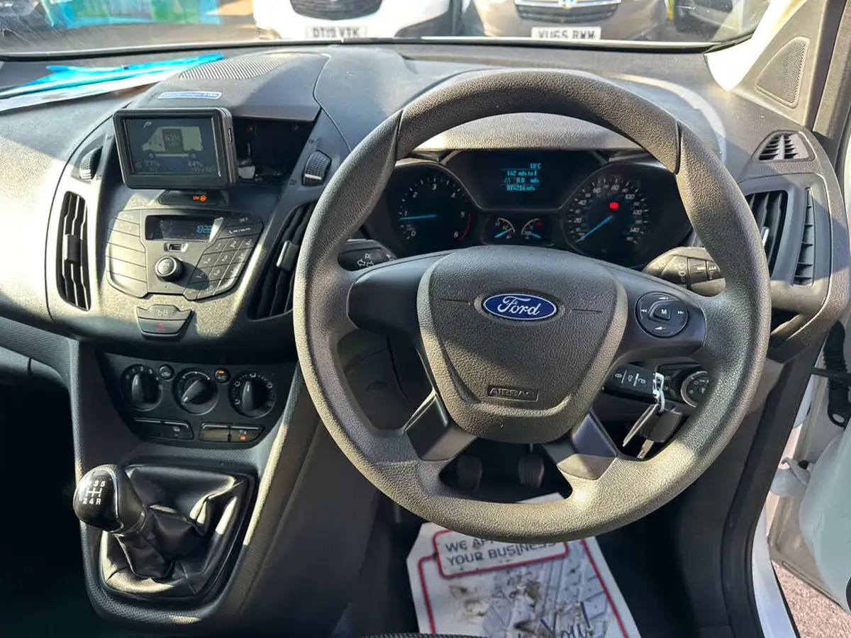 2017-ford-transit-connect-15tdci-l1-220-100pseu6-panel-van-big-18