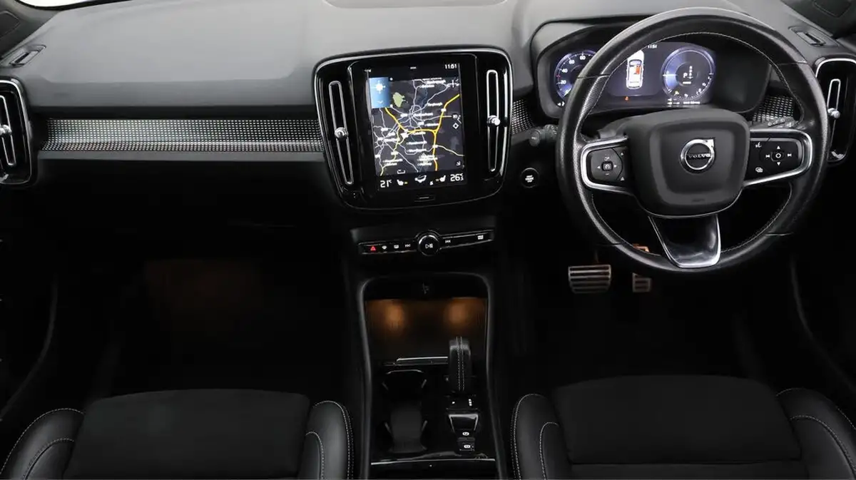 2021-volvo-xc40-15-t5-r-design-pro-262bhp-big-17