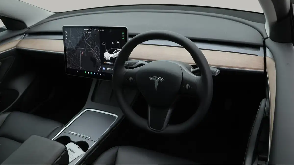 2021-tesla-model-3-e-long-range-awd-big-9