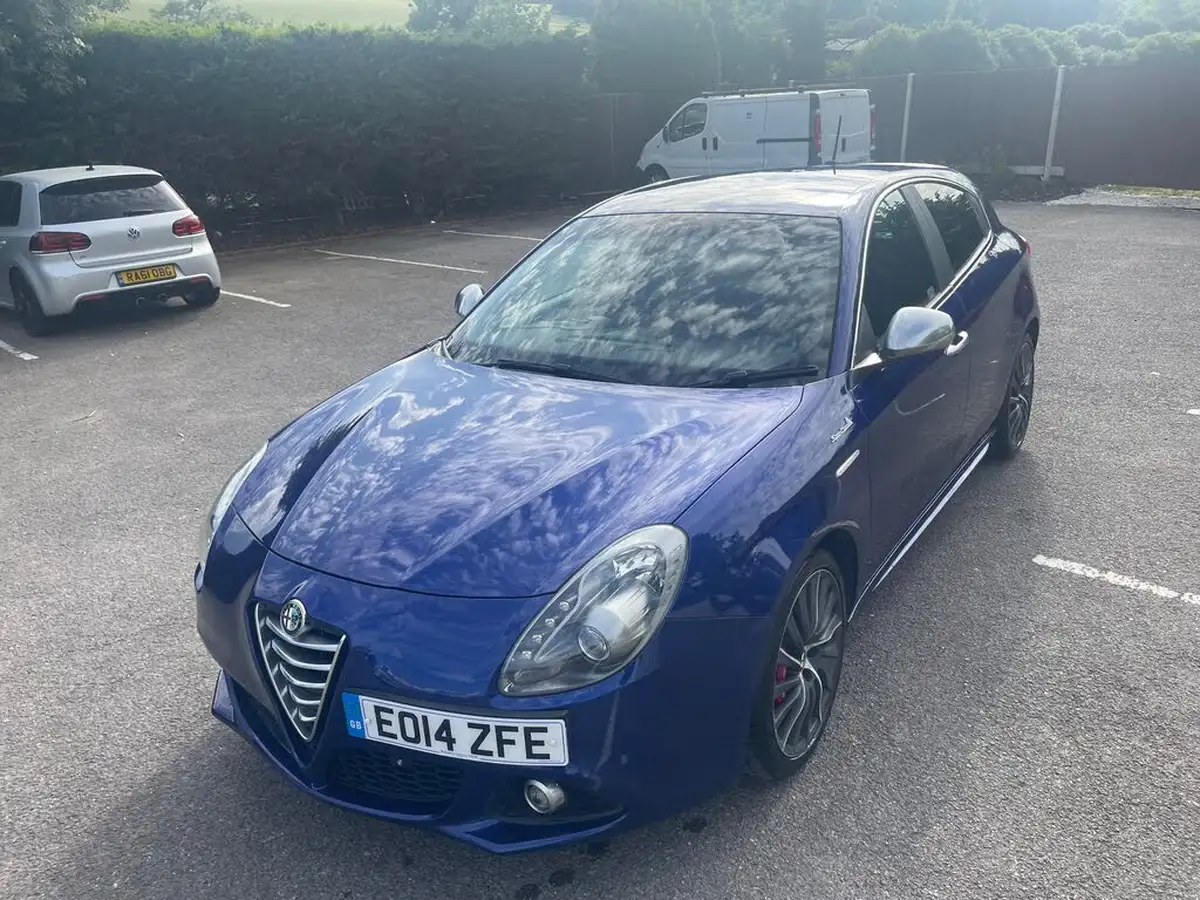 2014-alfa-romeo-giulietta-14-sportiva-nav-alfa-tct-big-44