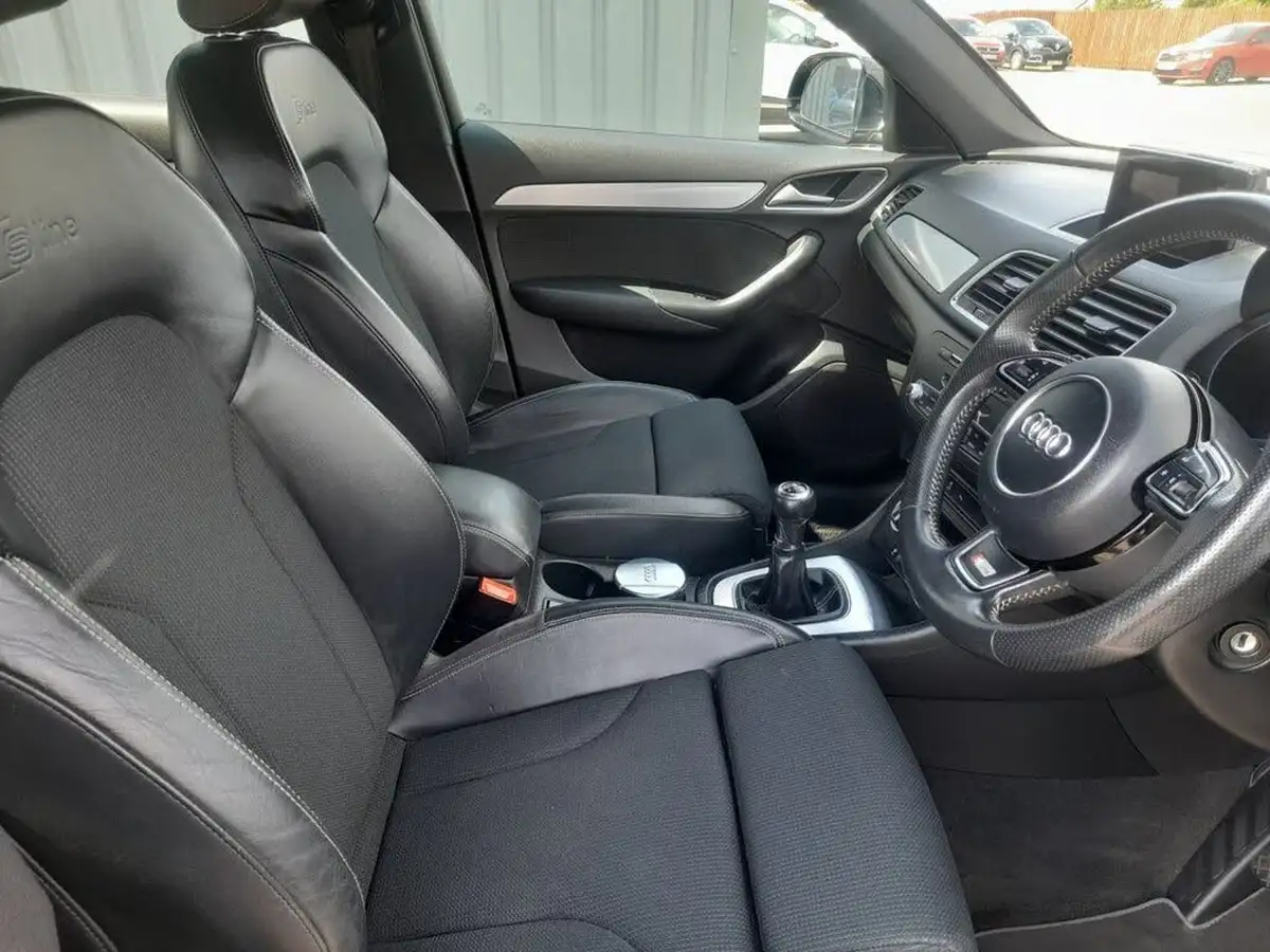 2016-audi-q3-14-s-line-big-10
