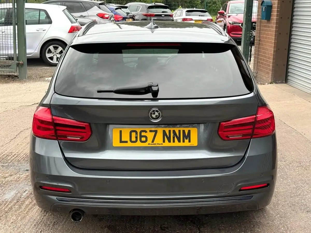 2017-bmw-3-series-15-318i-sport-touring-5d-auto-big-69