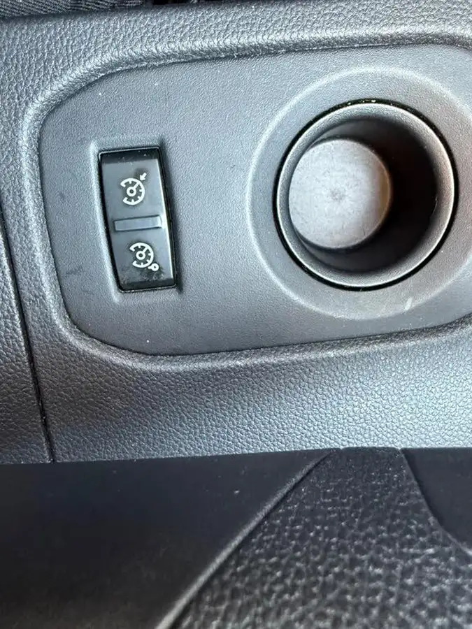 2019-dacia-duster-13-tce-prestige-130bhp-1333cc-big-40