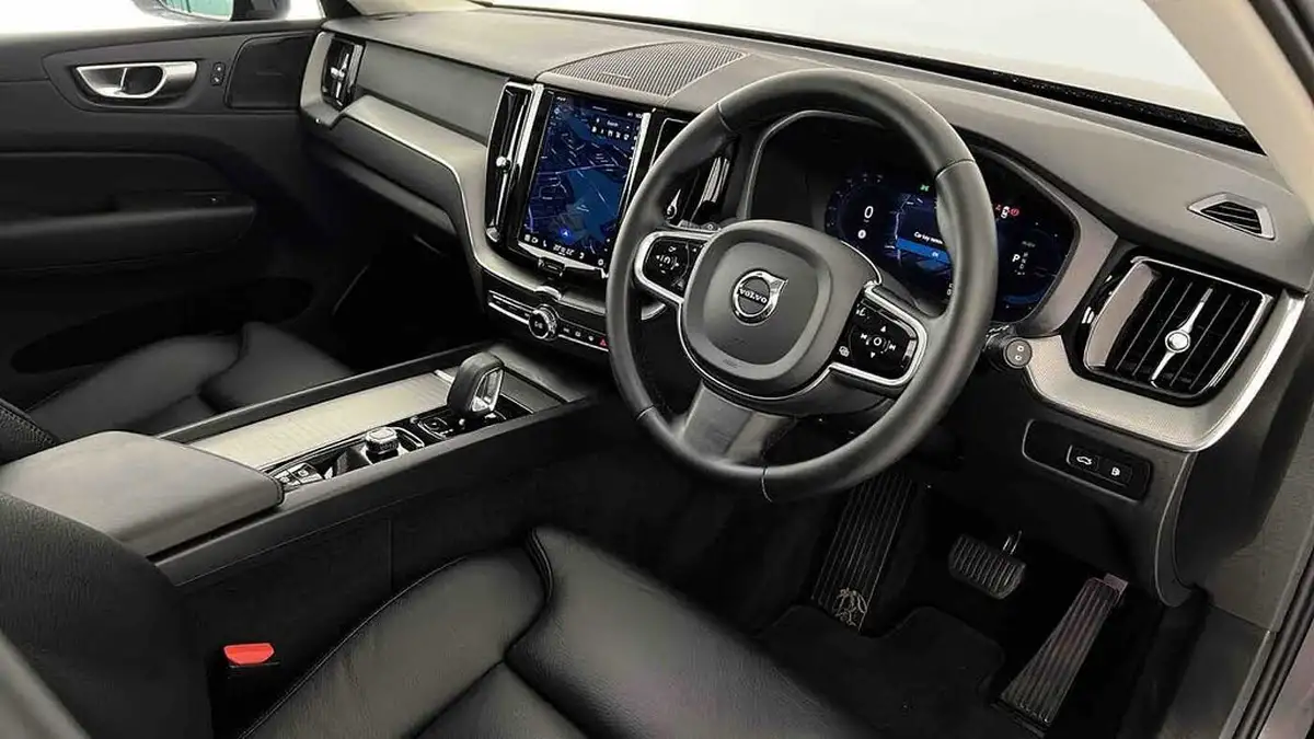 2023-volvo-xc60-20-b5-plus-big-14