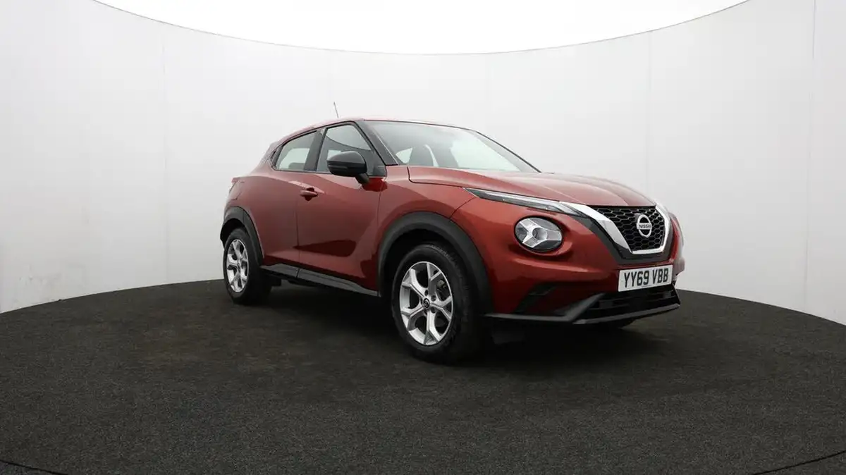 2020-nissan-juke-10-dig-t-acenta-117ps-dct-big-36