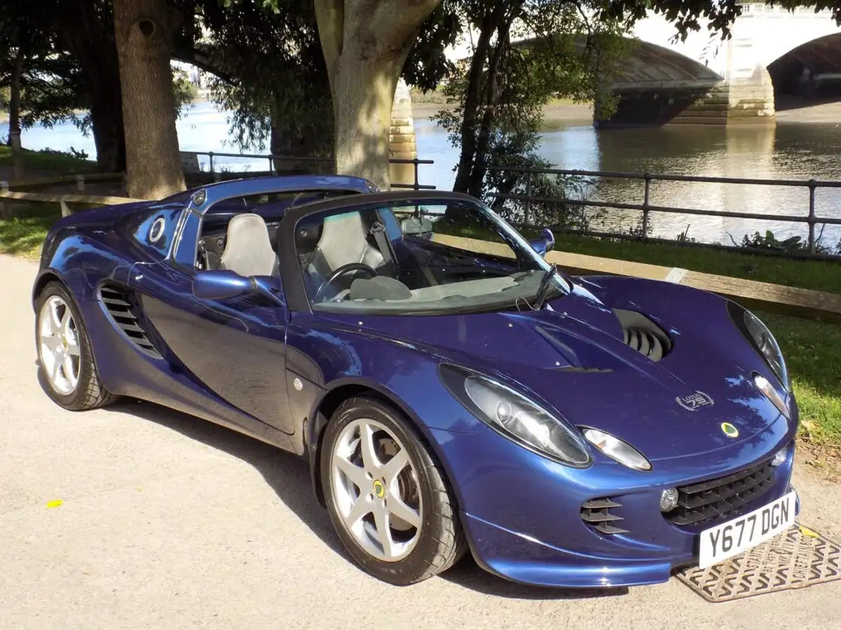 2001-lotus-elise-18-big-8