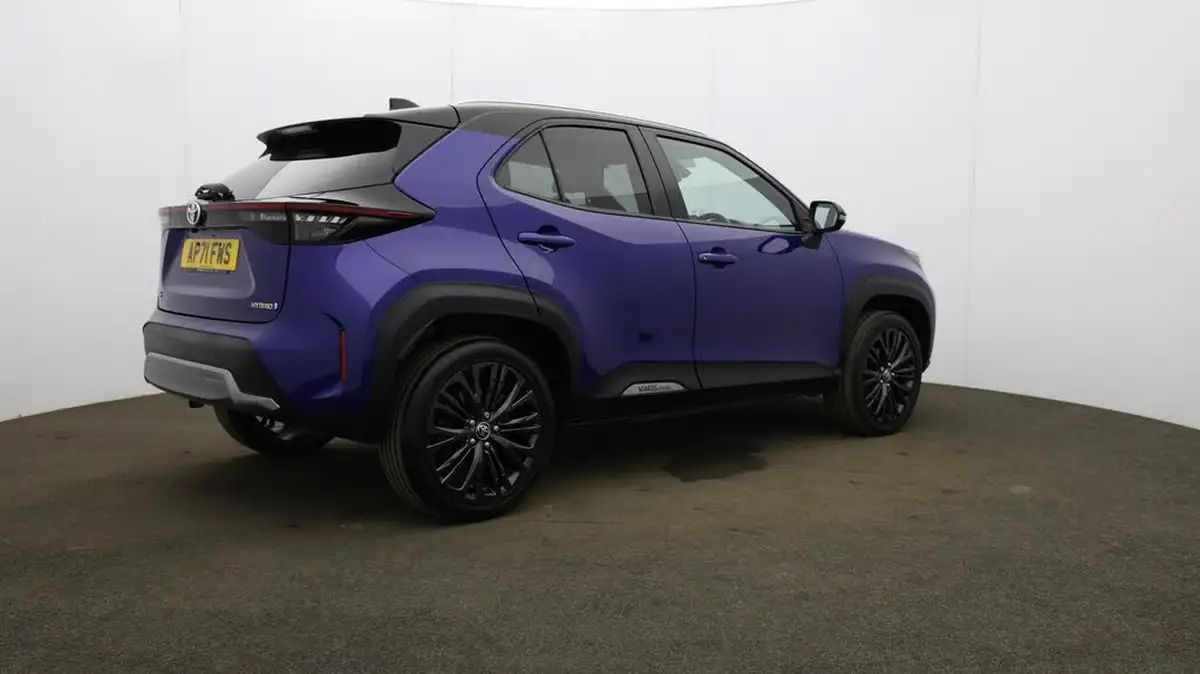 2022-toyota-yaris-cross-15-vvt-i-dynamic-big-59