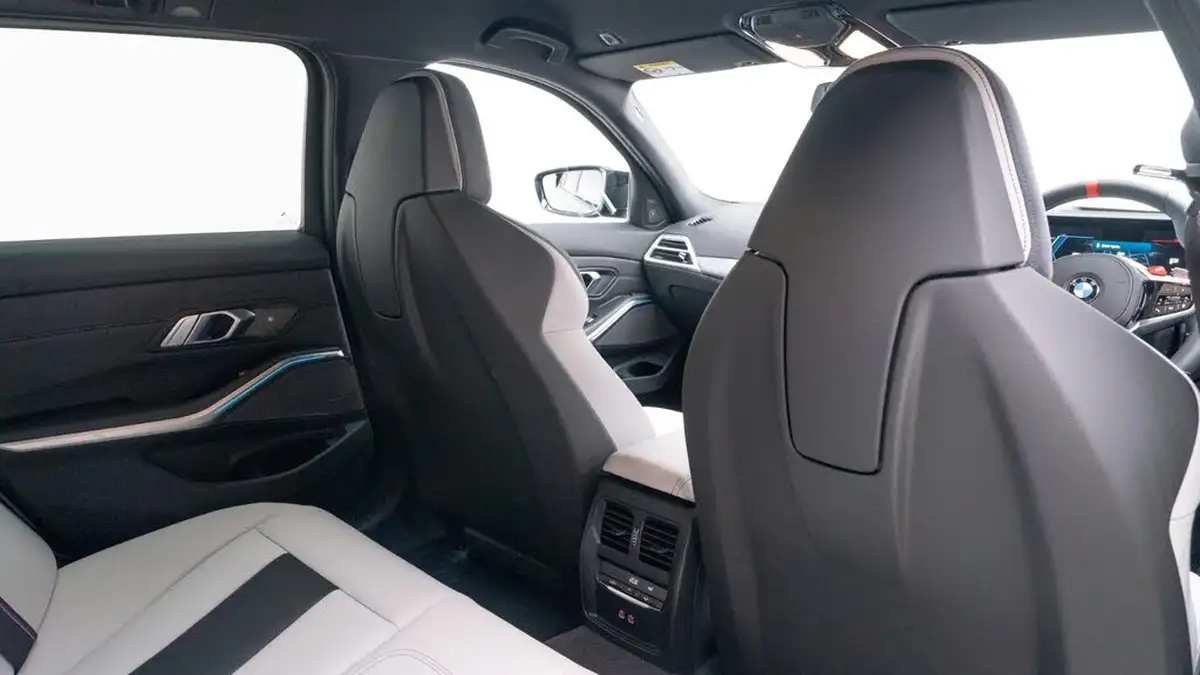 2024-bmw-3-series-30-m3-competition-m-touring-5d-big-19